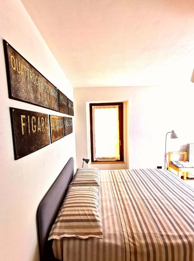 Old Town Apartment With Terrace - Live Love Lake Peschiera del Garda Extérieur photo